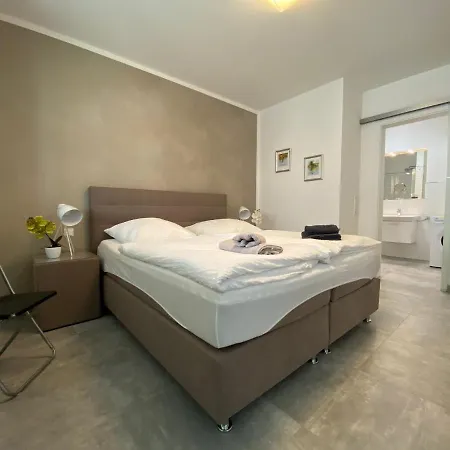 Blue Pearl Apartment